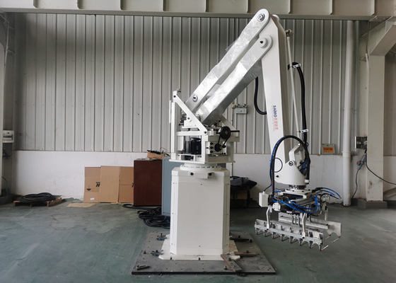 Robot que empalieta del PLC 4 AXIS usado en sistema logístico de las fábricas