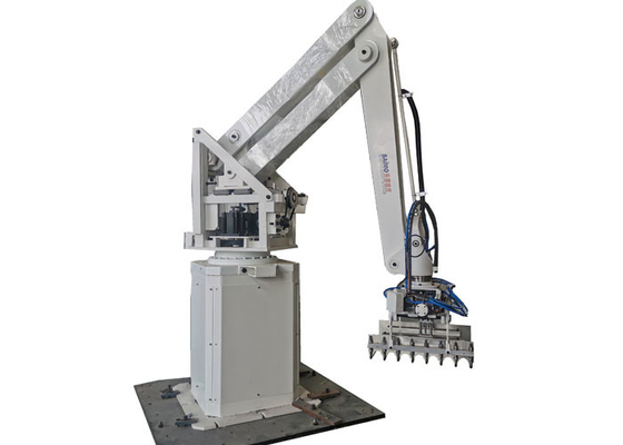 Brazo robótico de paletizado IP 65 montado en el piso con HMI programable